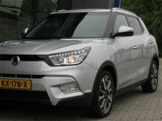 SsangYong Tivoli - 1.6 Sapphire 128PK || Zwart Leder | NAVI | Cruise | Clima | PDC