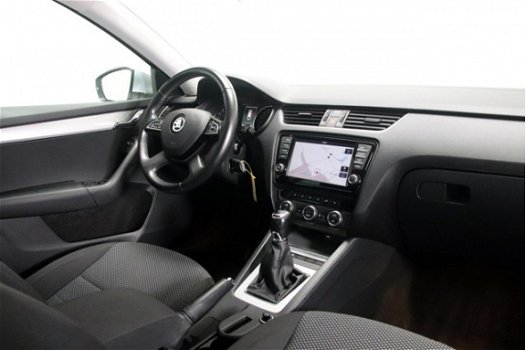 Skoda Octavia Combi - 1.6 TDI Greenline Businessline Navigatie Stoelverwarming ECC 200x Vw-Audi-Seat - 1