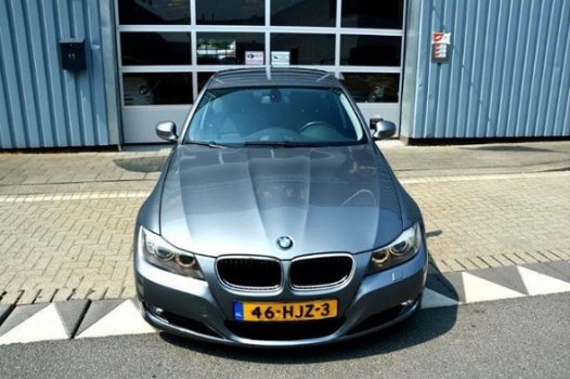 BMW 3-serie - 320i High Executive AUT 170PK ECC/PDC/NAVI/LEER - 1