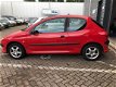 Peugeot 206 - 1.4 XR nieuwe apk 19-10-2020 stuurbekrachtiging elektrische ramen lm-velgen cv - 1 - Thumbnail