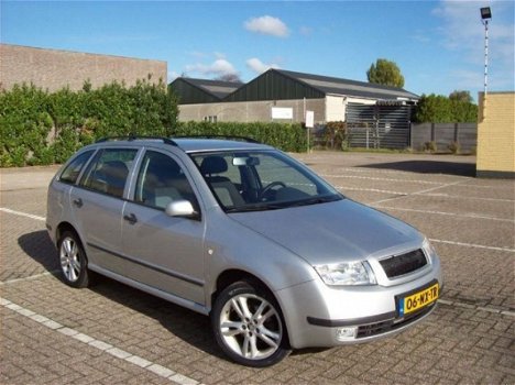 Skoda Fabia Combi - 1.4-16V Elegance - 1