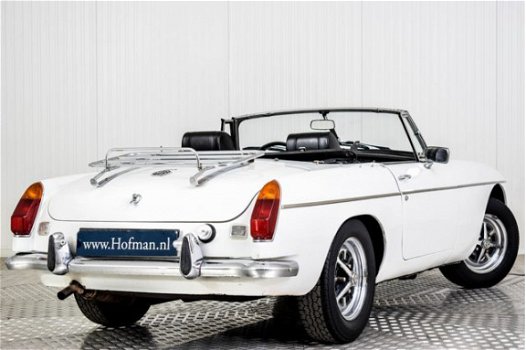 MG B type - MGB Roadster - Overdrive - 1