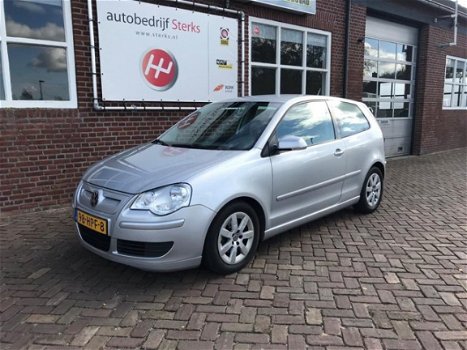 Volkswagen Polo - 1.4 TDI Comfortline BlueMotion - 1