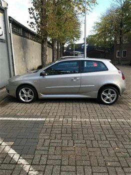 Fiat Stilo - 1.6 benzine nieuwe apk inruil mogelijk airco top auto - 1