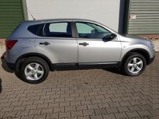 Nissan Qashqai - 1.6 Visia met een nieuwe APK