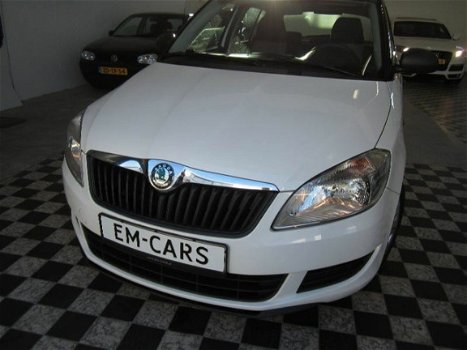 Skoda Fabia - 1.2 Active Airco Facelift 5Drs NieuweStaat - 1