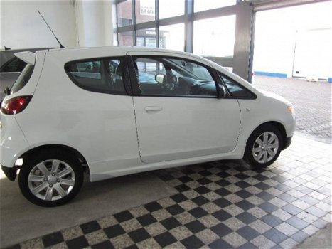 Mitsubishi Colt - 1.3 Edition Airco Stoelverwarming Wit Top Staat Lage km - 1