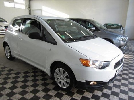 Mitsubishi Colt - 1.3 Edition Airco Stoelverwarming Wit Top Staat Lage km - 1