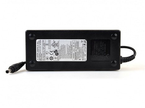 100-240V 50-60Hz (for worldwide use) 19V 6.32A, 120W Samsung BA44-00269A AC Adattatore - 1