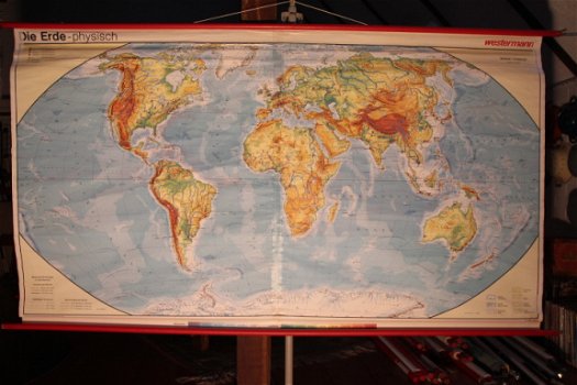 Schoolkaart van de wereld. - 1