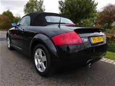 Audi TT Roadster - 1.8-5V Turbo 180pk ECC airco/leder/stoelverw