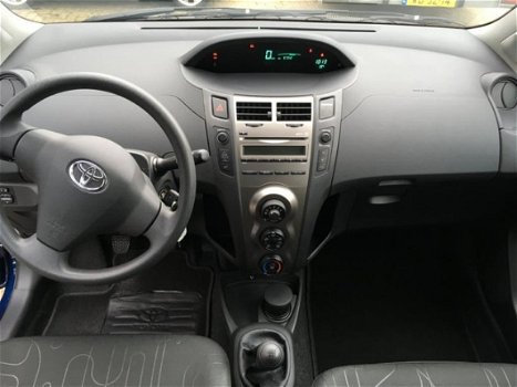 Toyota Yaris - 1.0 VVTi Acces - 1