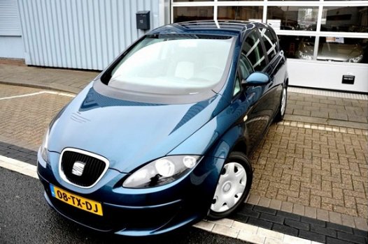 Seat Altea - 1.9 TDI Comfortstyle MPV 5-DRS AIRCO/USB/APK-2020 - 1