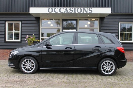 Mercedes-Benz B-klasse - B 200 Ambition AUTOMAAT, 156 PK, NAVIGATIE, AIRCO, CRUISE CONTROL, XENON, P - 1