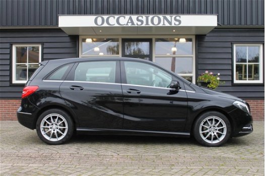 Mercedes-Benz B-klasse - B 200 Ambition AUTOMAAT, 156 PK, NAVIGATIE, AIRCO, CRUISE CONTROL, XENON, P - 1