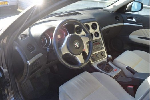Alfa Romeo 159 Sportwagon - 1.8 mpi Progression Airco | OOK ZONDAG 19 JANUARI OPEN - 1