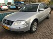 Volkswagen Passat - 1.9 TDI Sedan 74kW/101pk | Xenon - 1 - Thumbnail