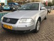 Volkswagen Passat - 1.9 TDI Sedan 74kW/101pk | Xenon - 1 - Thumbnail