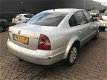 Volkswagen Passat - 1.9 TDI Sedan 74kW/101pk | Xenon - 1 - Thumbnail