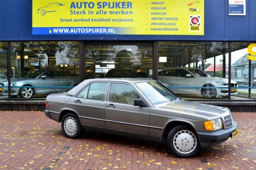 Mercedes-Benz 190-serie - 2.5 D AUTOMAAT/ LEDER/ AIRCO/ STUURBEKR./ EL. RAMEN/ SCHUIFDAK/ ETC - 1