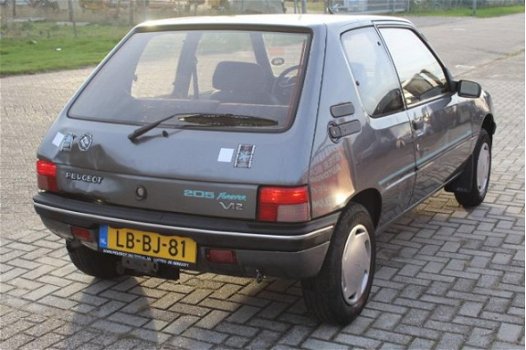 Peugeot 205 - 1.1 Forever Peter Mulder JR Emmer-Compascuum - 1