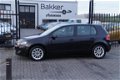 Volkswagen Golf - 1.6 TDI Highline BlueMotion - 1 - Thumbnail