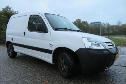 Peugeot Partner - 1.4i Benzine met Nieuwe APK - 1