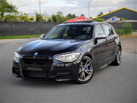 BMW 1-serie - M135i Automaat 5 deurs Origineel NL NAP 135i 135 - 1