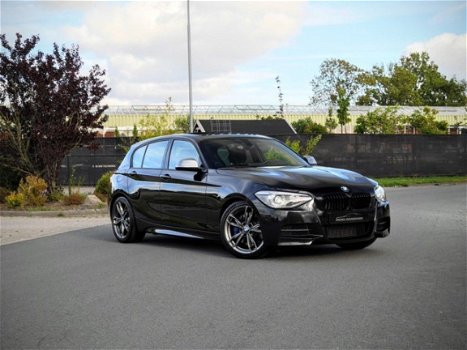 BMW 1-serie - M135i Automaat 5 deurs Origineel NL NAP 135i 135 - 1