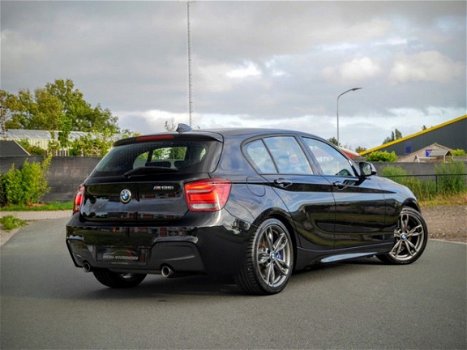 BMW 1-serie - M135i Automaat 5 deurs Origineel NL NAP 135i 135 - 1