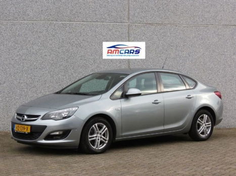 Opel Astra - 1.7 CDTi S/S Edition Dealeronderhouden Incl. 6 MND garantie - 1