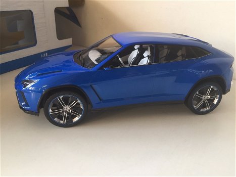 1:18 MCG Lamborghini Urus concept 2012 - 3