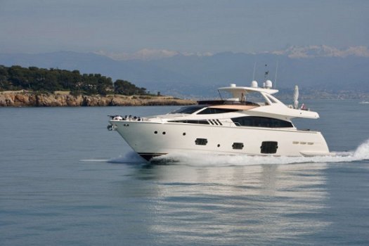 Ferretti Yachts 800 HT - 1