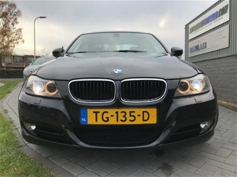 BMW 3-serie - 318i High Executive Automaat/Navi/Xenon/SchuifDak/Leer - 1