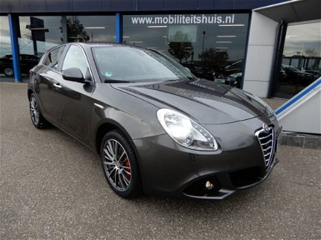 Alfa Romeo Giulietta - 1.4i Turbo 120pk Turismo - 1