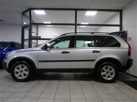 Volvo XC90 - 2.4 D5 AWD *199dkm* Youngtimer* Bijtellingsvriendelijk 7 Pers. Automaat/Leder - 1