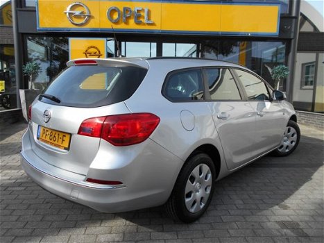 Opel Astra Sports Tourer - 1.4i-16v Edition - 1