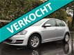 Volkswagen Golf - 1.6 TDI COMFORTLINE BLUEMOTION - 1 - Thumbnail