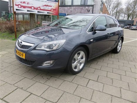 Opel Astra - 1.6 Turbo Sport - 1