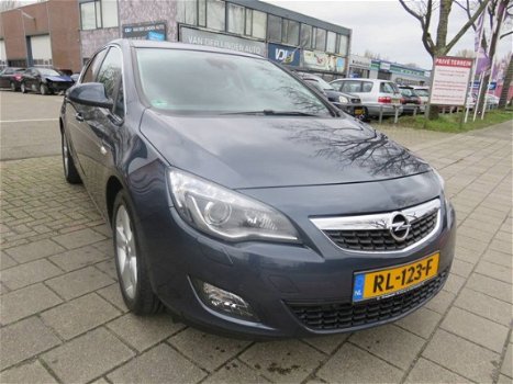 Opel Astra - 1.6 Turbo Sport - 1