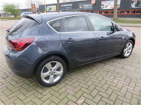 Opel Astra - 1.6 Turbo Sport - 1