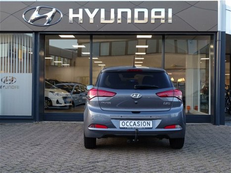 Hyundai i20 - 1.0T Black edition *Navigatie/Camera/13796 km - 1