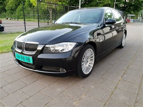 BMW 3-serie - 318i - 1