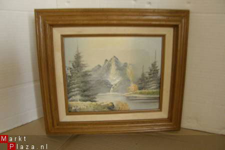 Gesigneerd schilderij in houten lijst. - nr. 1