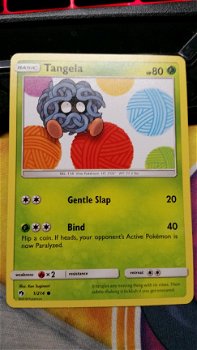 Tangela 1/214 Lost Thunder - 1