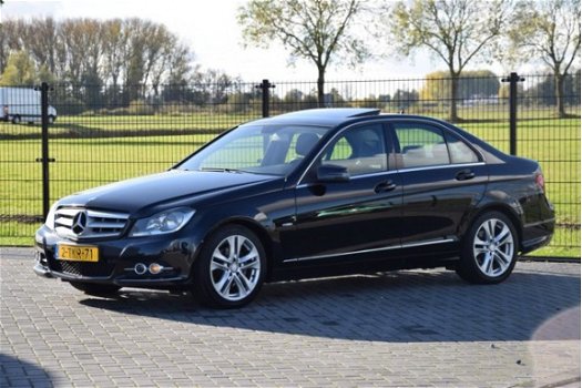 Mercedes-Benz C-klasse - 200 CDI Avantgarde C200 2011 Airco Navigatie BlueEFFICIENCY - 1