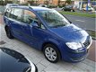 Volkswagen Touran - 1.4 16V TSI 140pk Optive - 7 Persoons - 1 - Thumbnail