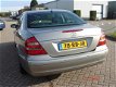 Mercedes-Benz E-klasse - 220 CDI Avantgarde Airco, Climate, Automaat , met NAP - 1 - Thumbnail