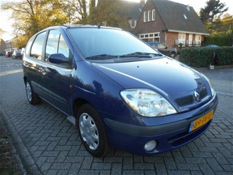 Renault Scénic - 1.6-16V RT LPG Airco Trekhaak 1300kg Hoge instap - 1