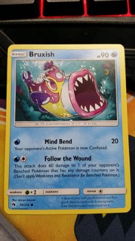 Bruxish 70/214 Lost Thunder - 1